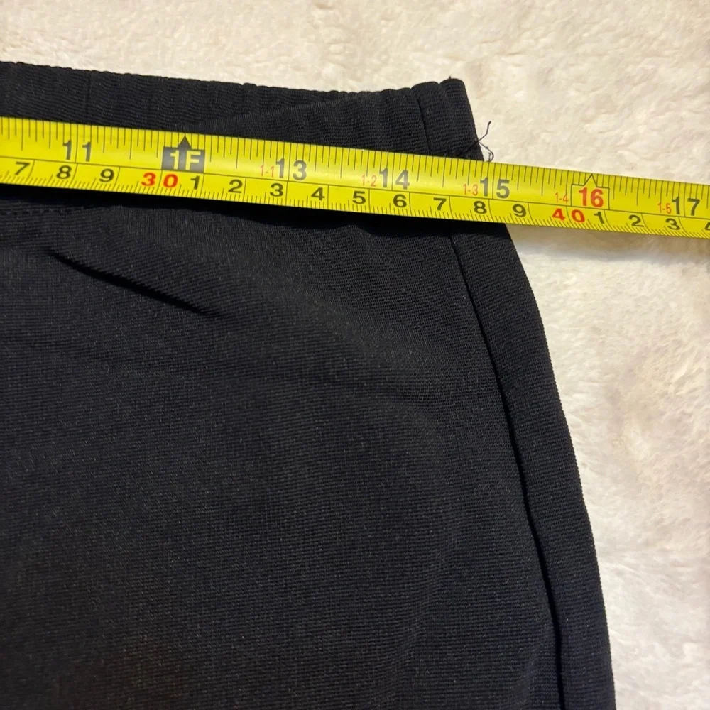 Chico's Ankle Pants Sz 1 (Med) Black Stretchy Elastic Waist Vintage Classic